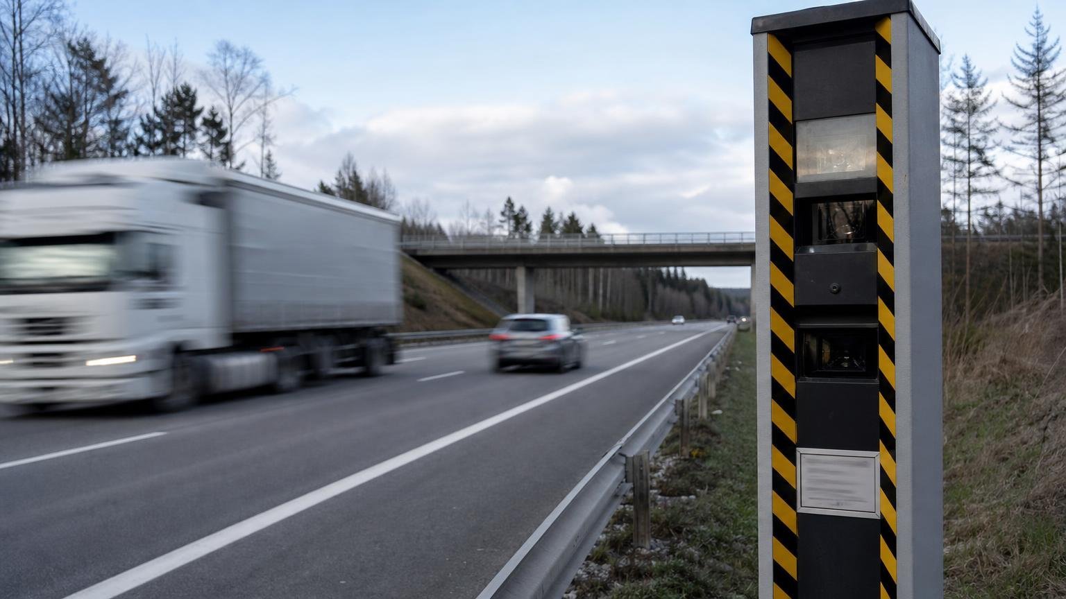 Voici les six routes de France où les radars ont flashé le plus dʼautomobilistes lʼan dernier