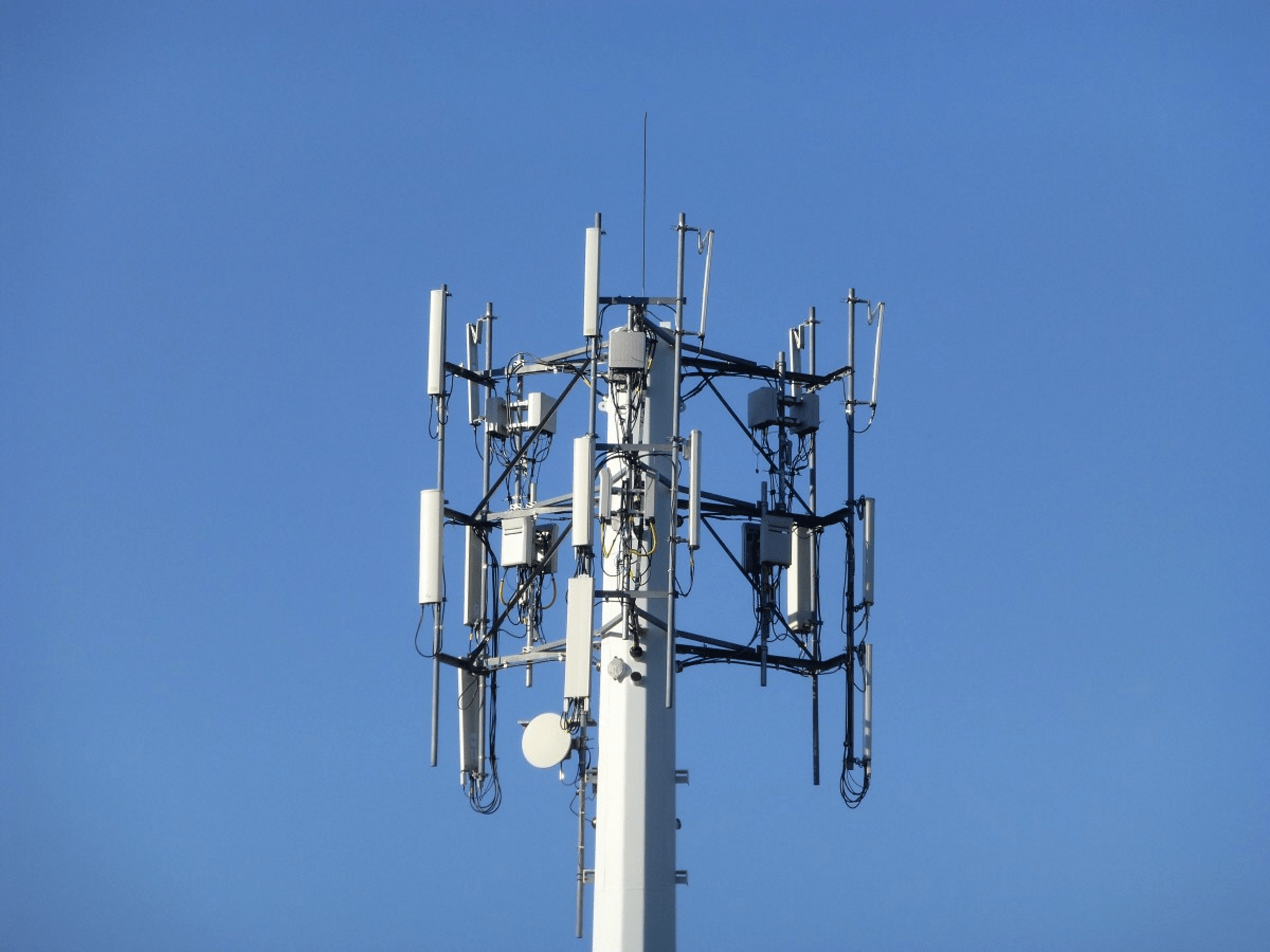 Antenna radio min